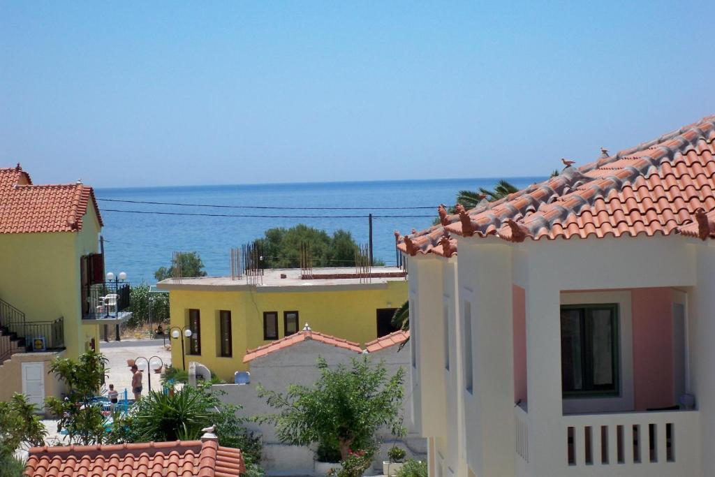 Aphrodite Samos Suites Маратокампос Экстерьер фото
